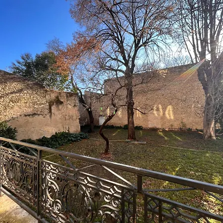 Apartmán Le Des Carmes Nîmes